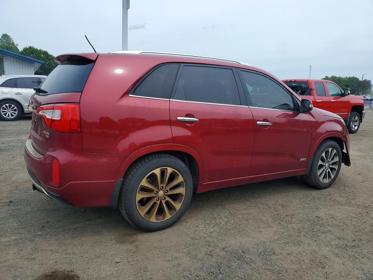 2014 KIA SORENTO