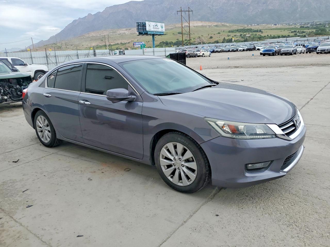 2015 HONDA ACCORD