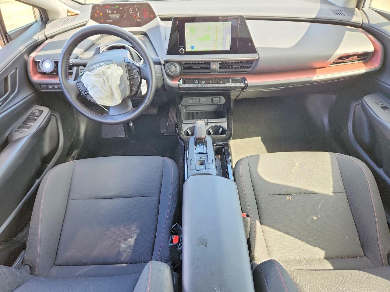 2026 TOYOTA Prius Plug-In