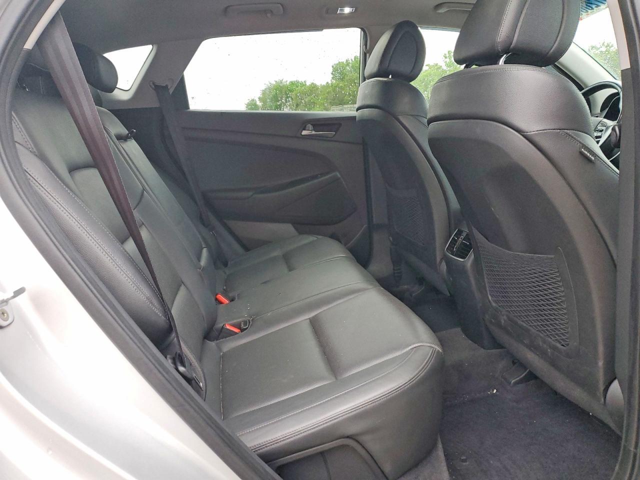 2016 HYUNDAI TUCSON