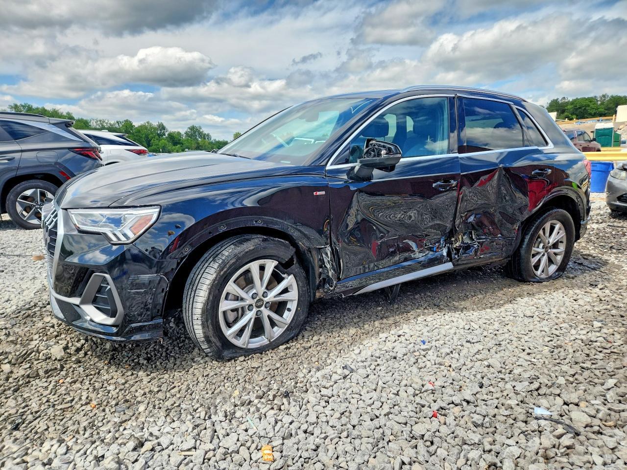 2024 AUDI Q3