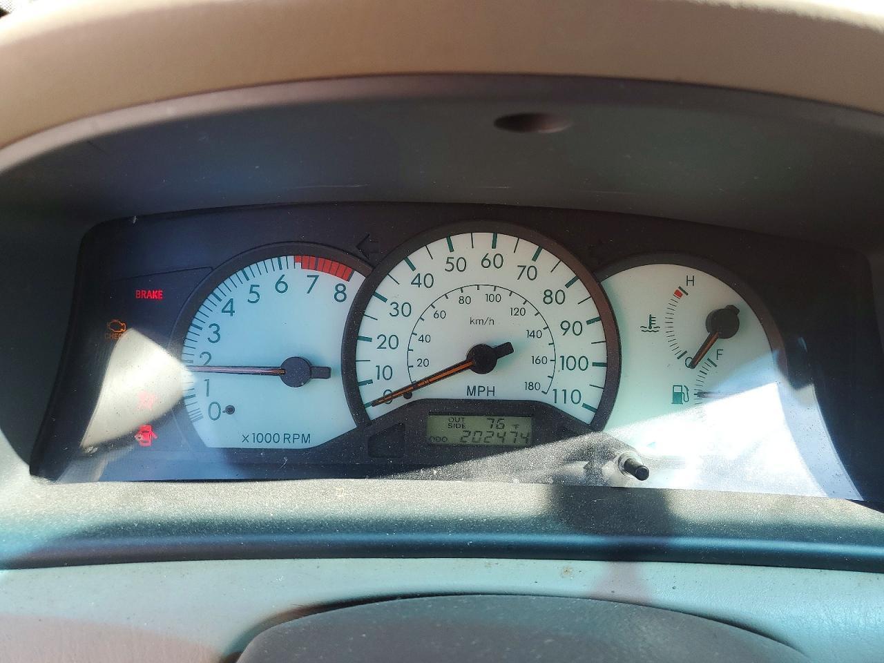 2004 TOYOTA COROLLA