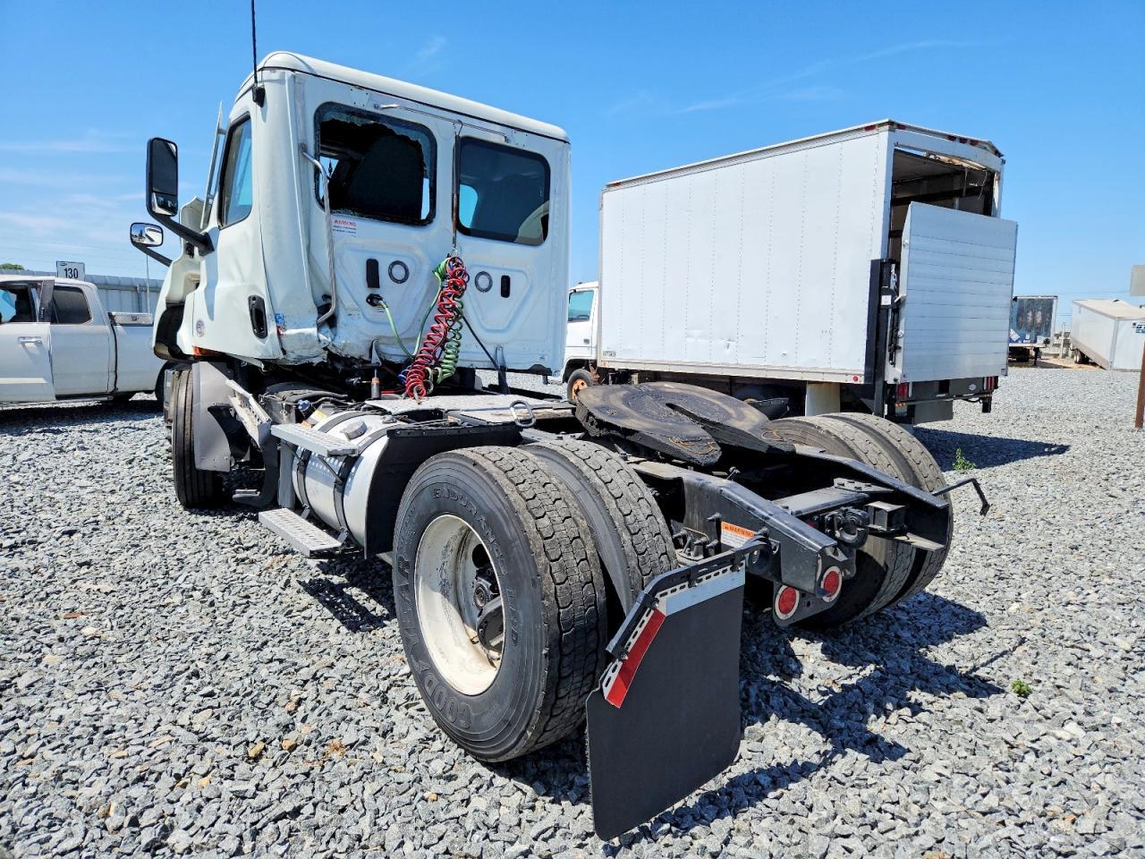 2024 FREIGHTLINER CASCADIA