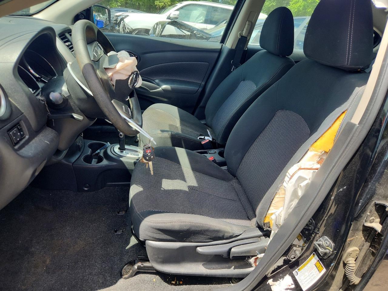 2019 NISSAN VERSA