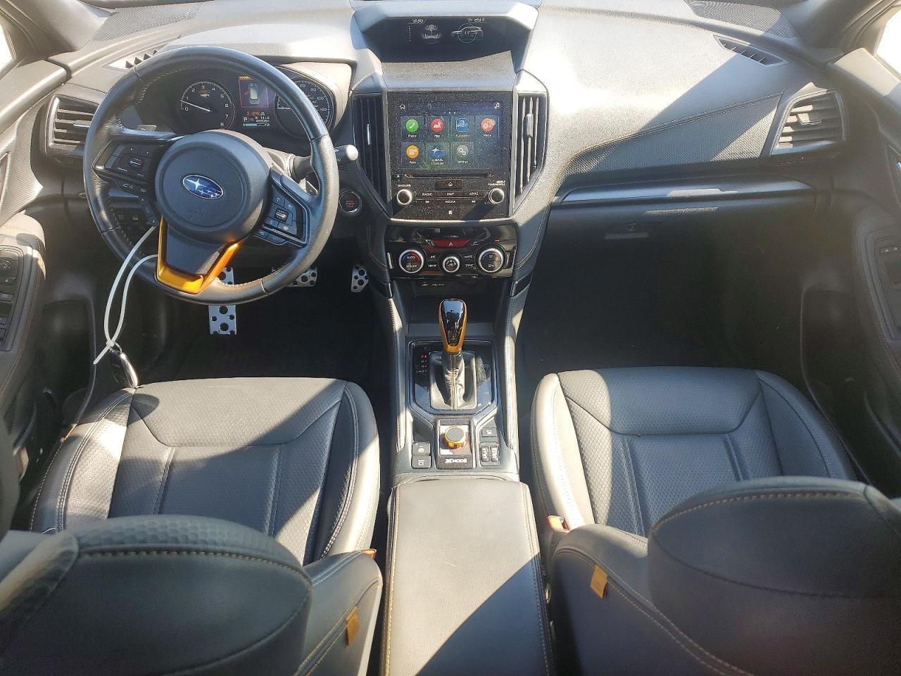 2022 SUBARU FORESTER