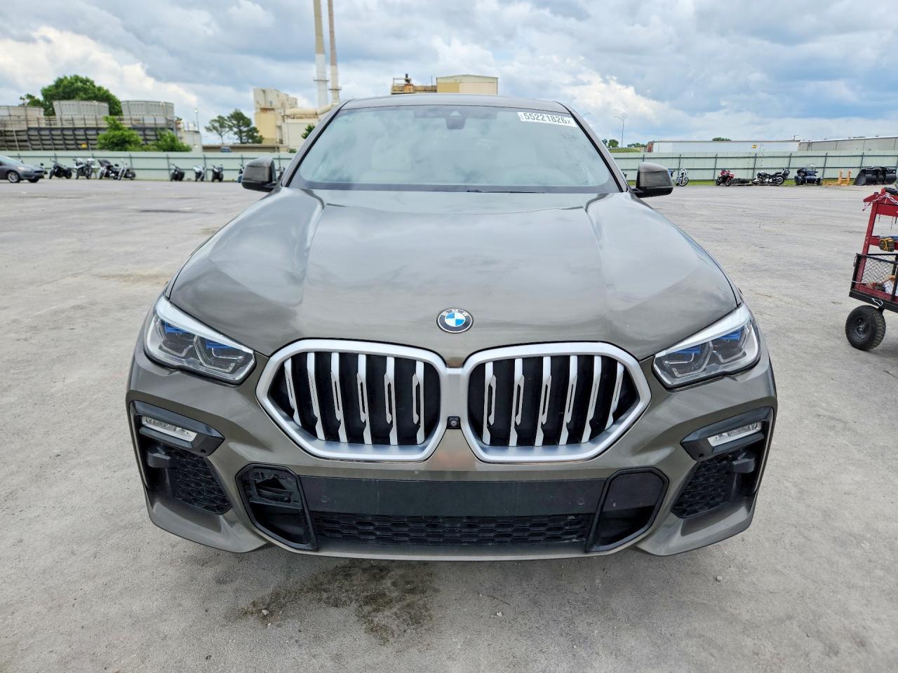 2021 BMW X6