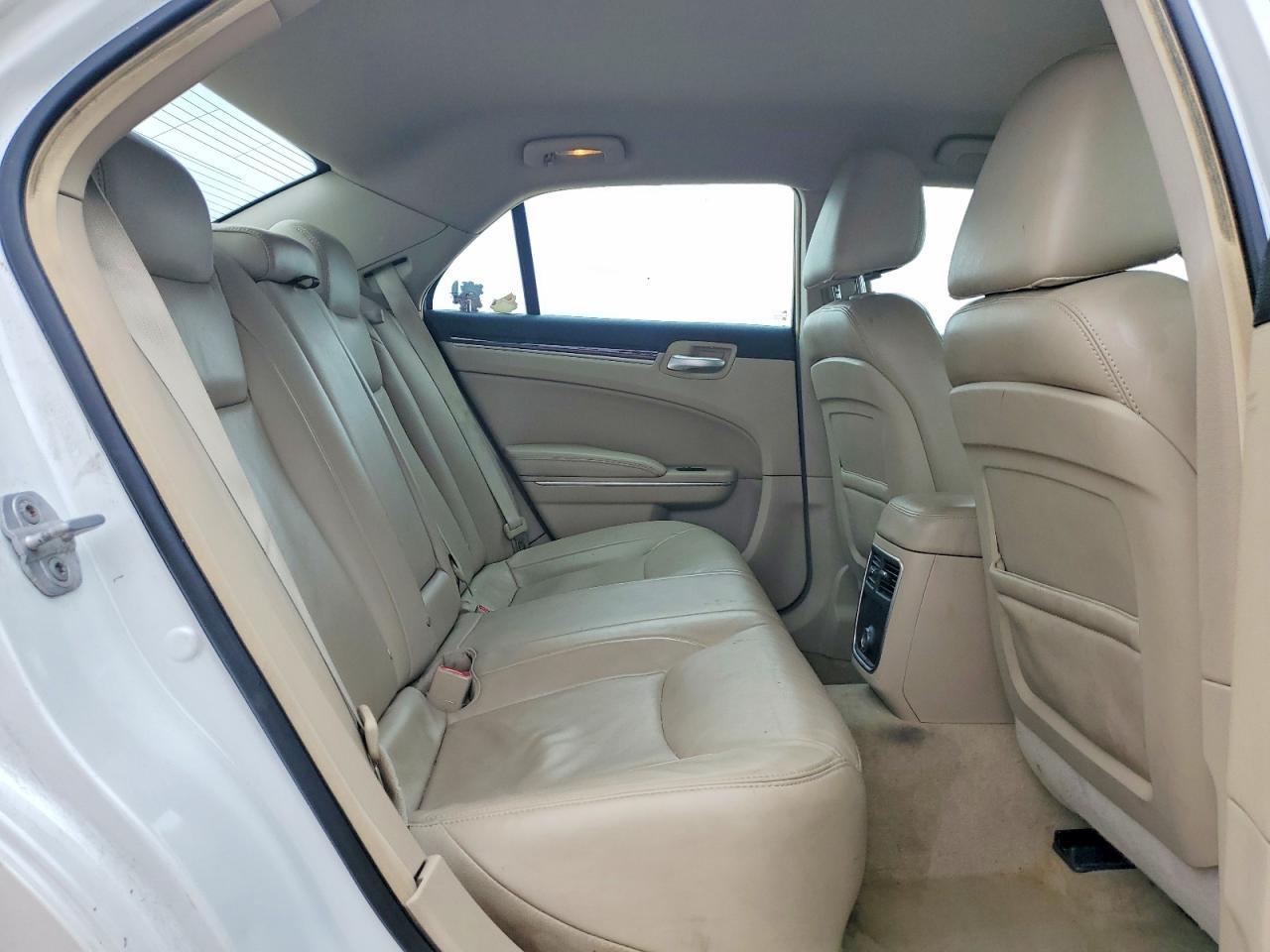 2012 CHRYSLER 300