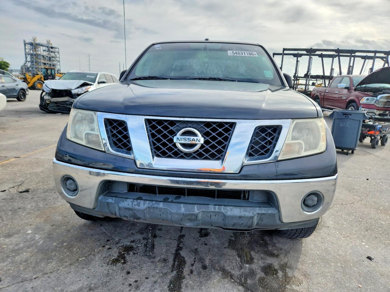 2011 NISSAN Frontier