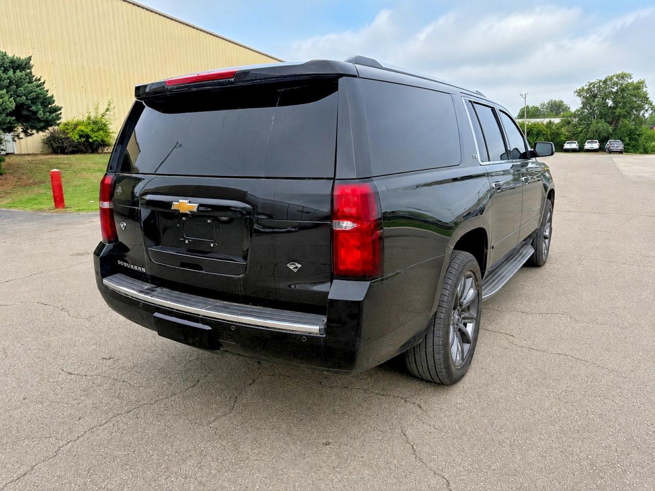 2015 CHEVROLET Suburban