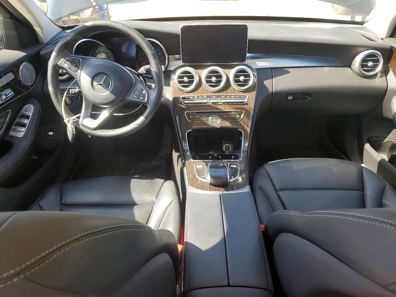 2016 MERCEDES-BENZ C-CLASS