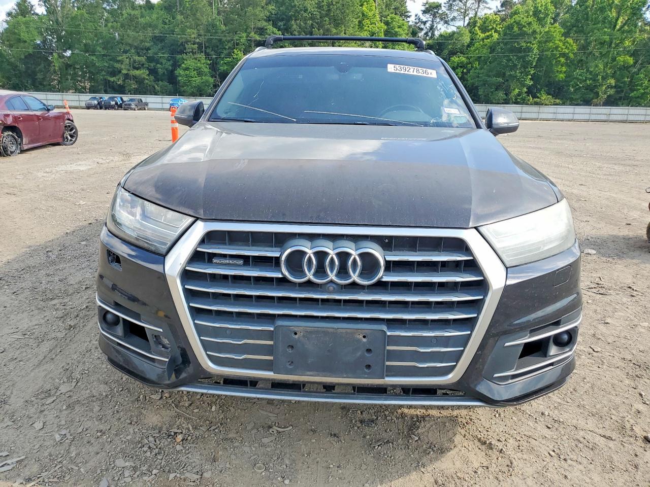 2017 AUDI Q7