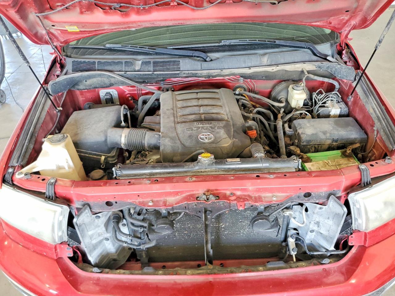 2011 TOYOTA TUNDRA