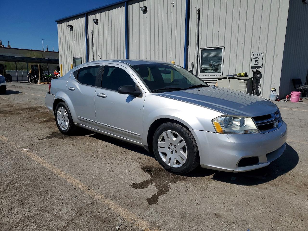 2012 DODGE Avenger