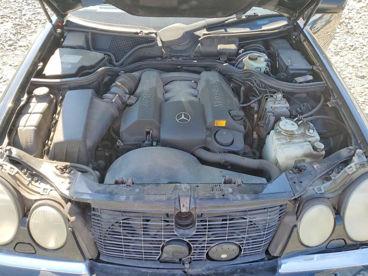 1998 MERCEDES-BENZ E-Class