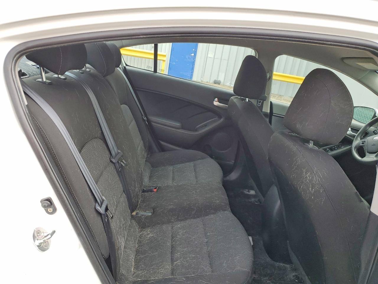 2017 KIA FORTE