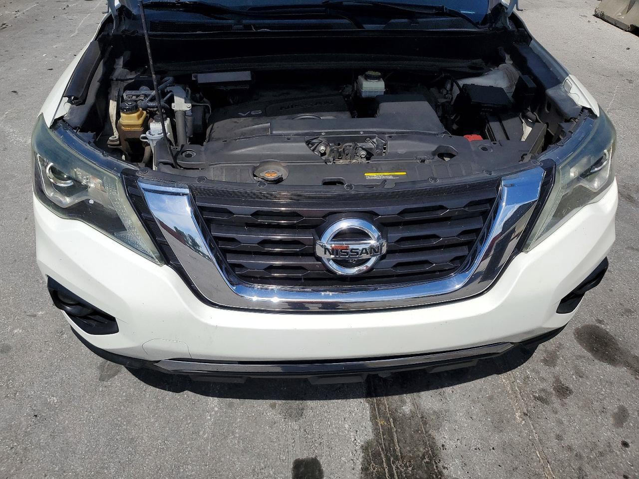2017 NISSAN PATHFINDER