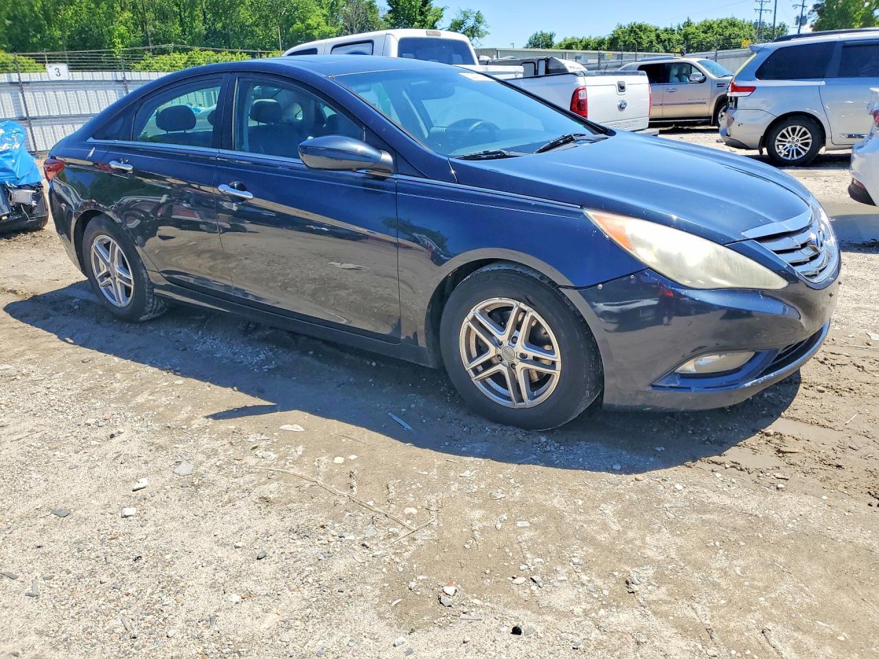 2011 HYUNDAI SONATA