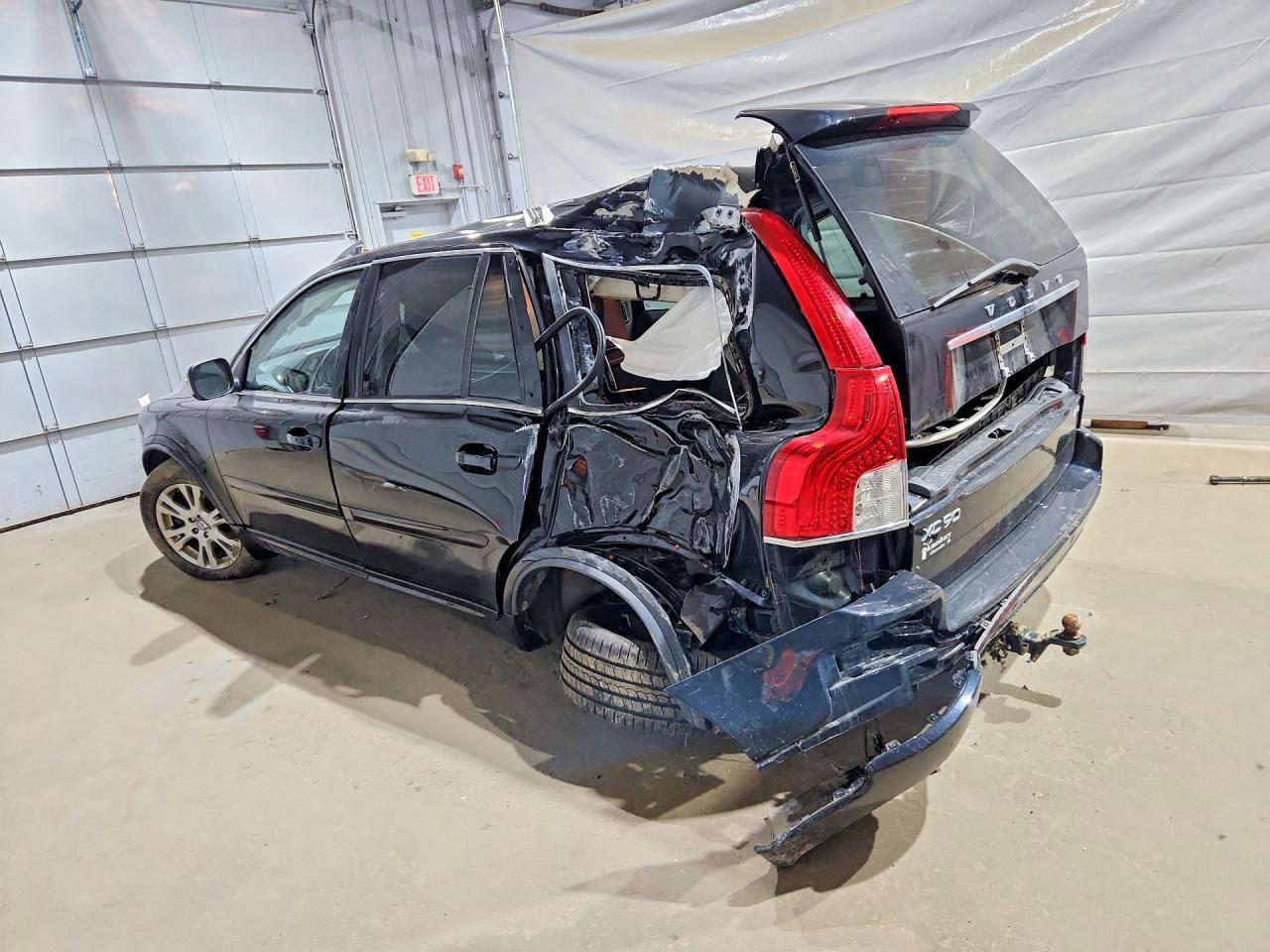 2014 VOLVO XC90