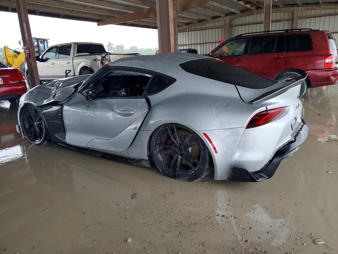 2022 TOYOTA Supra