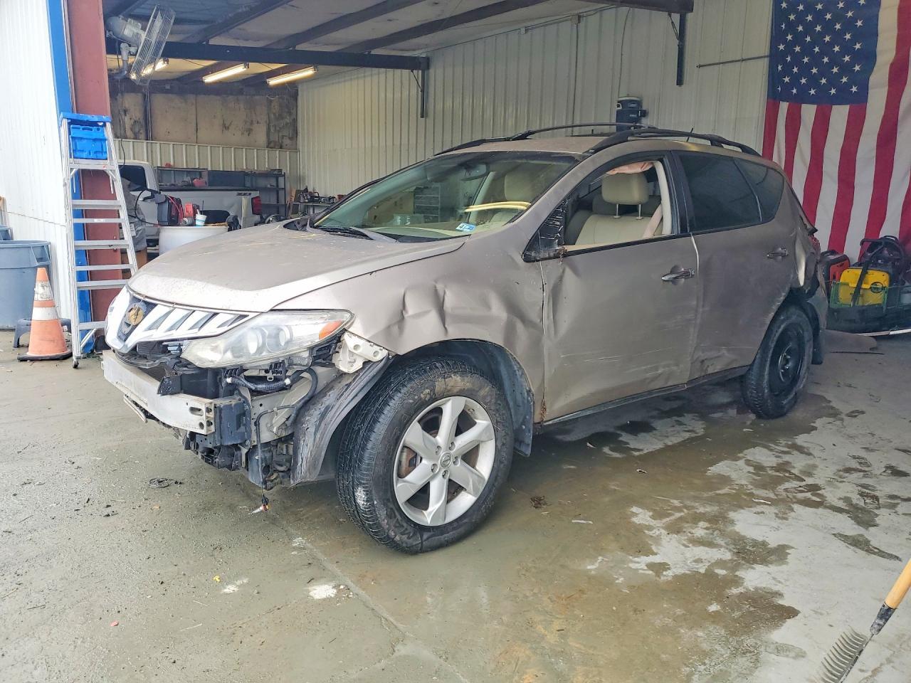 2010 NISSAN MURANO