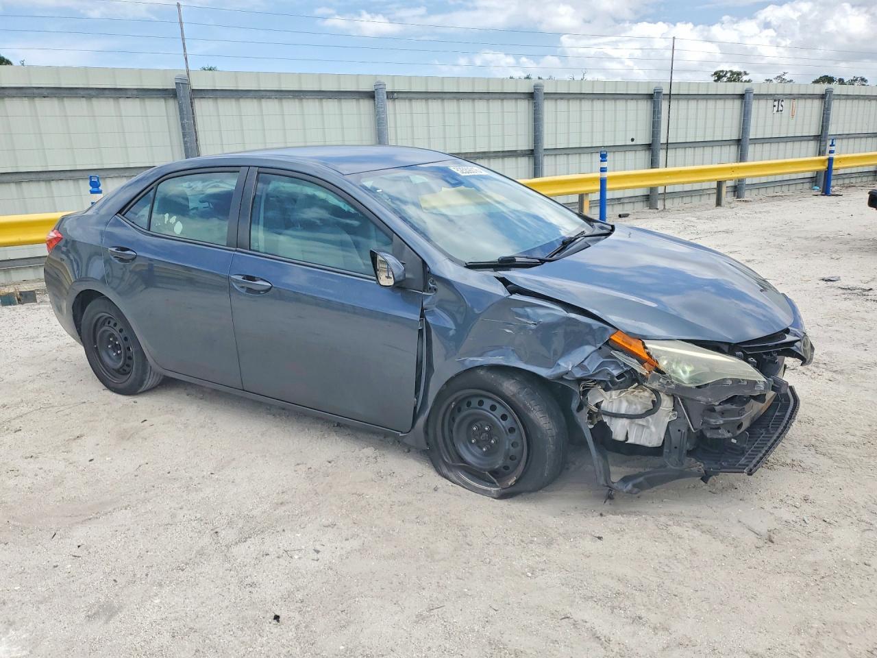 2018 TOYOTA COROLLA