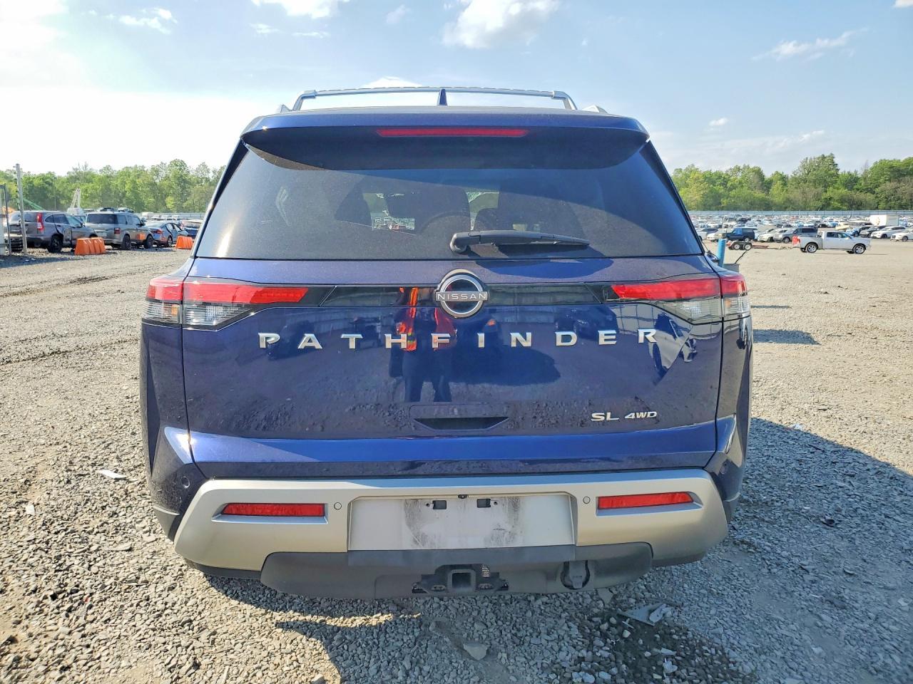 2022 NISSAN PATHFINDER
