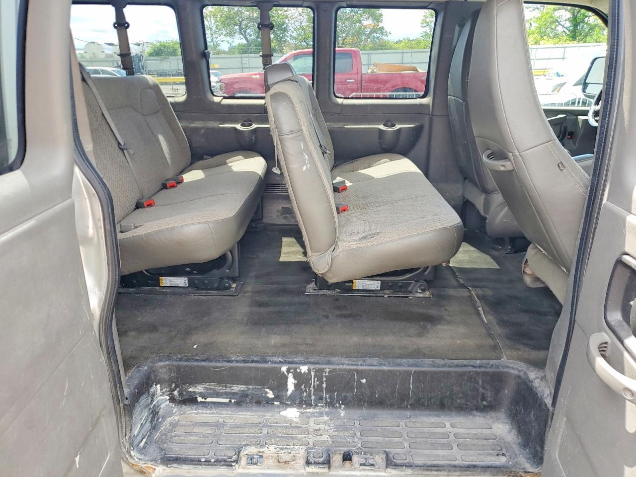 2016 CHEVROLET EXPRESS 2500