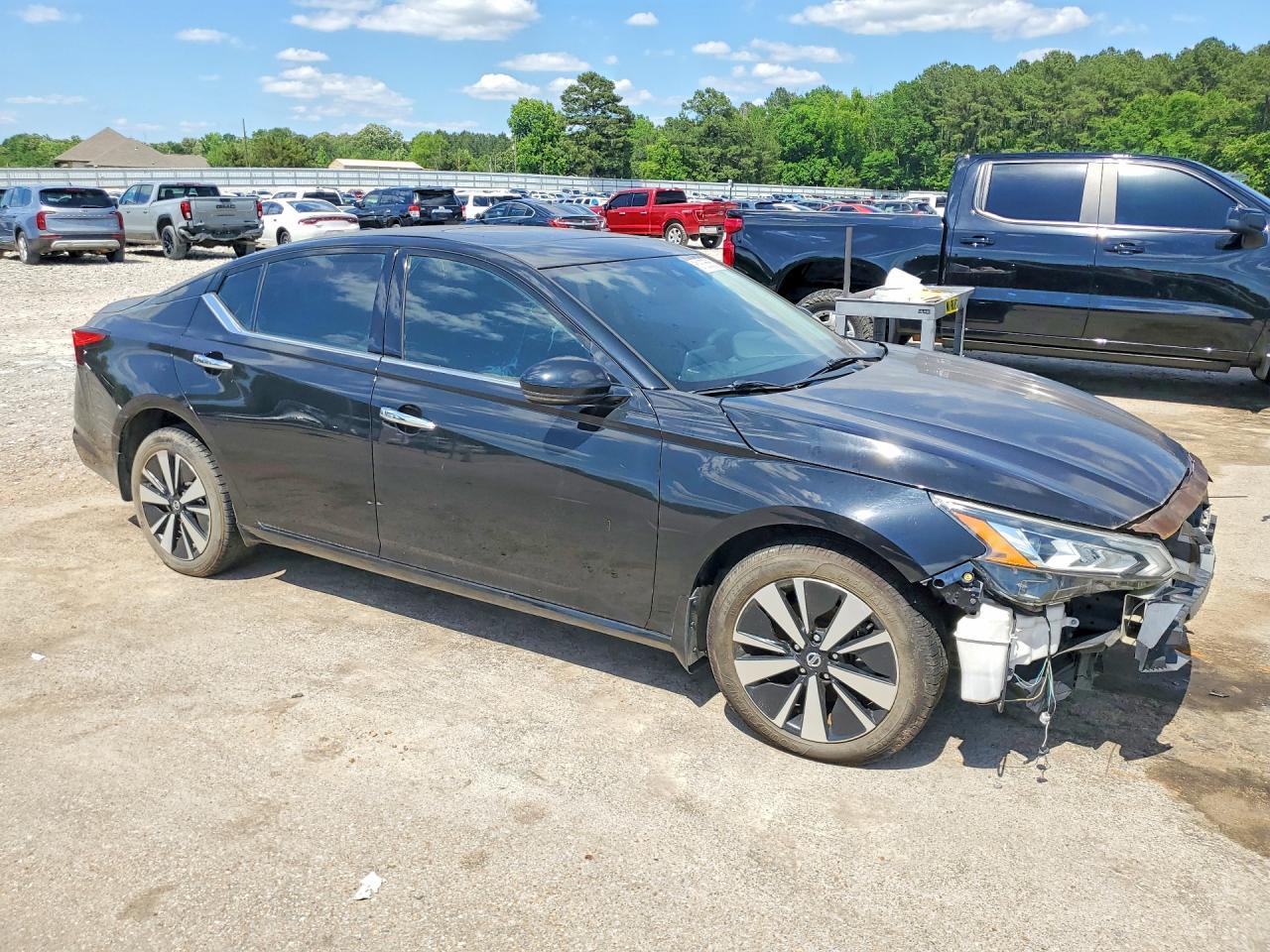 2019 NISSAN ALTIMA