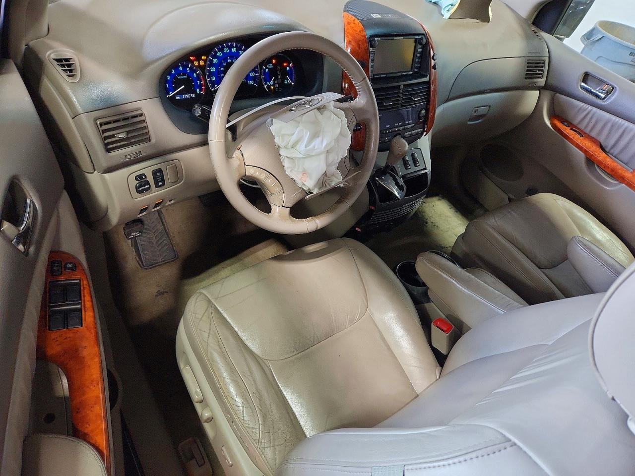 2008 TOYOTA SIENNA