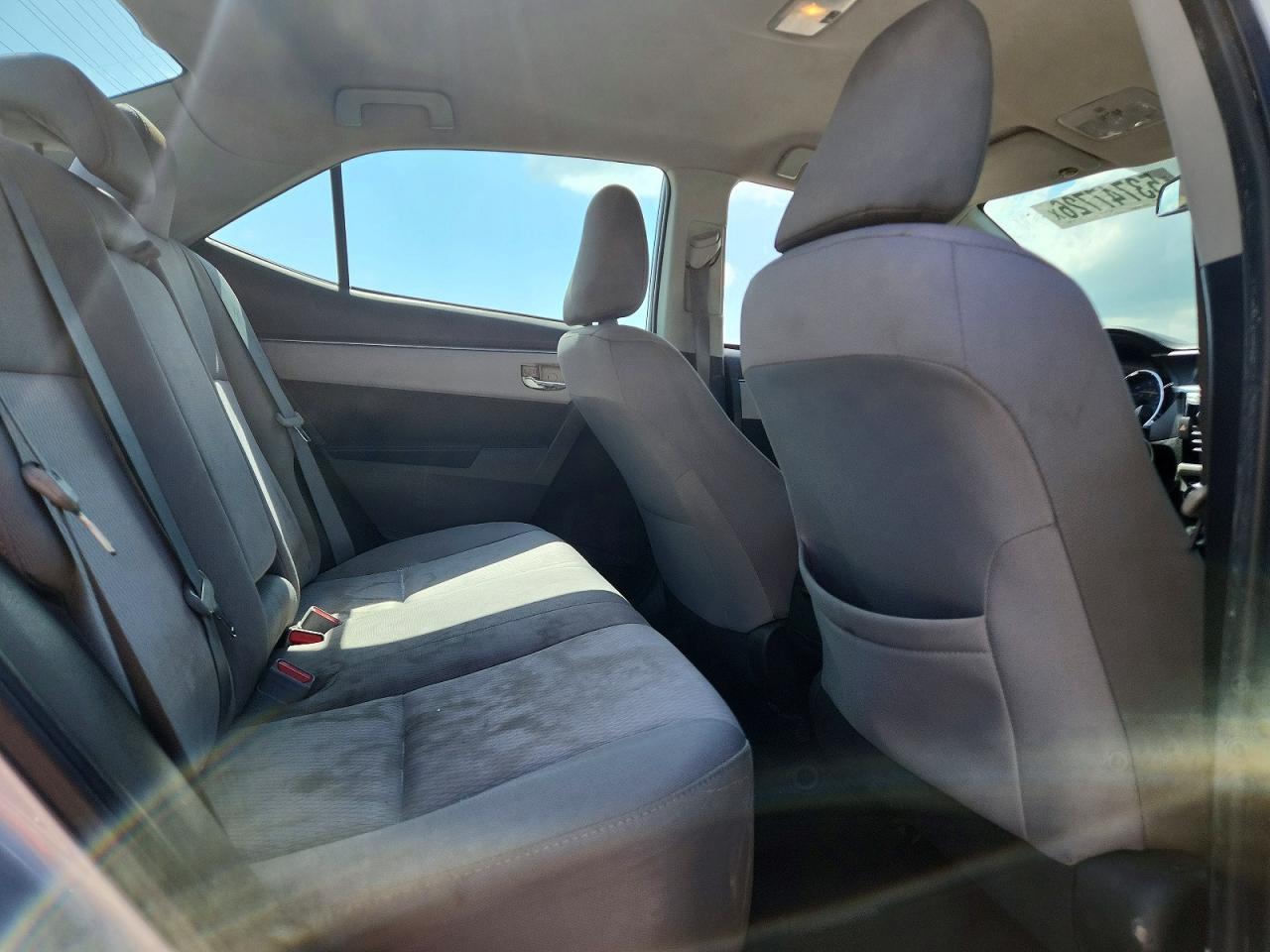 2015 TOYOTA COROLLA