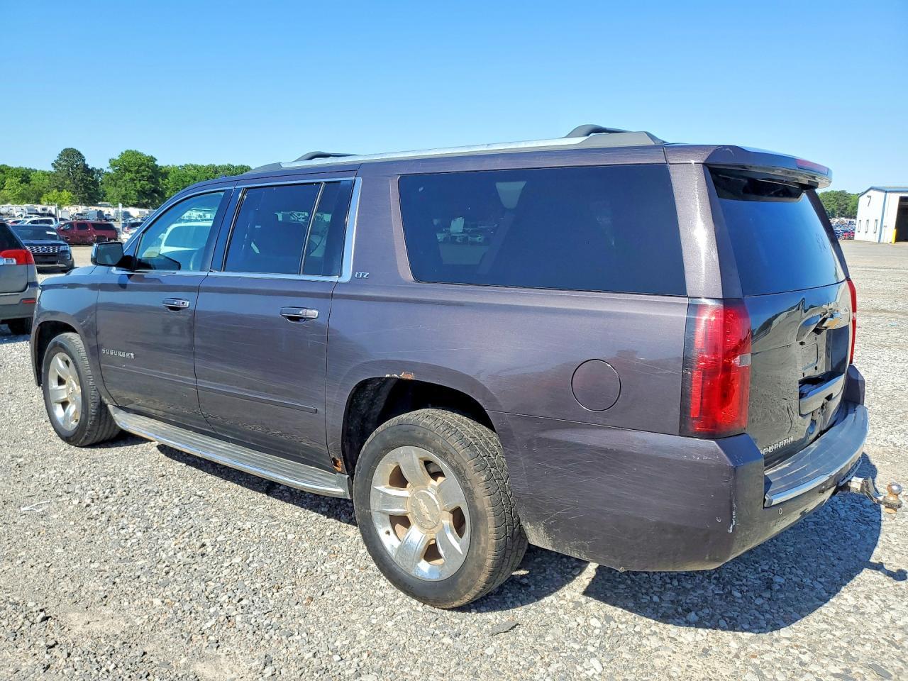 2015 CHEVROLET Suburban