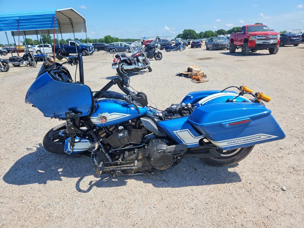 2023 HARLEY-DAVIDSON Fltrxst