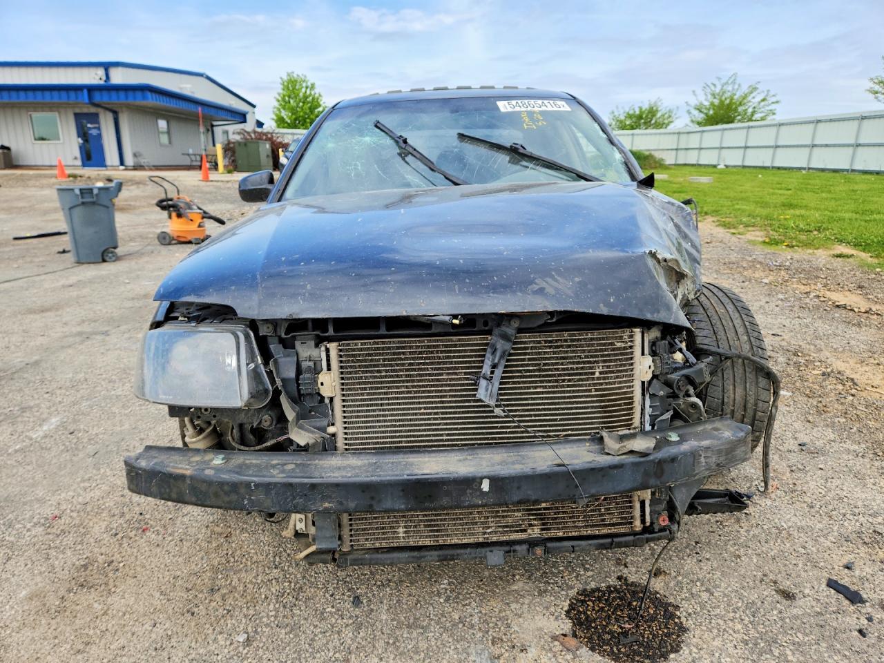 2005 VOLKSWAGEN Passat