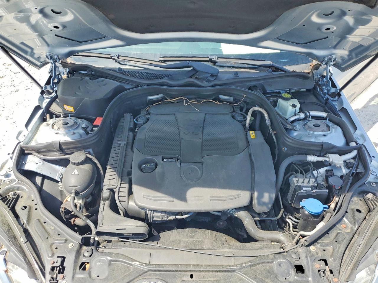 2013 MERCEDES-BENZ E-Class