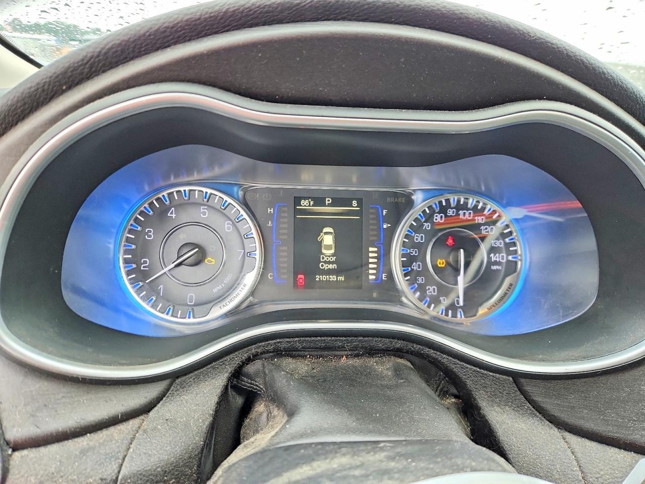 2016 CHRYSLER 200