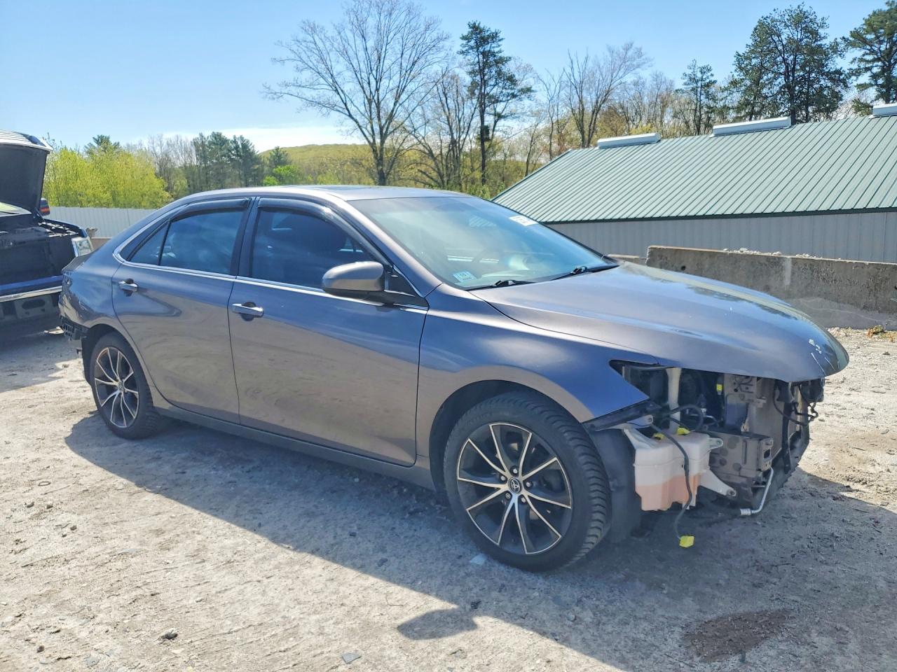 2016 TOYOTA CAMRY