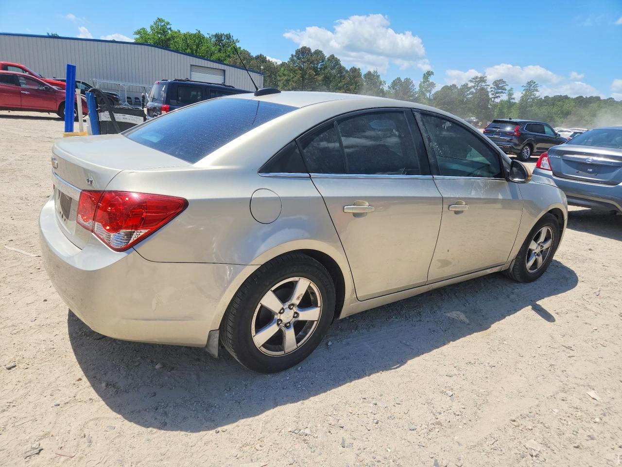 2015 CHEVROLET CRUZE