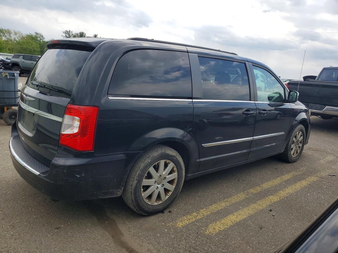 2012 CHRYSLER Town & Country