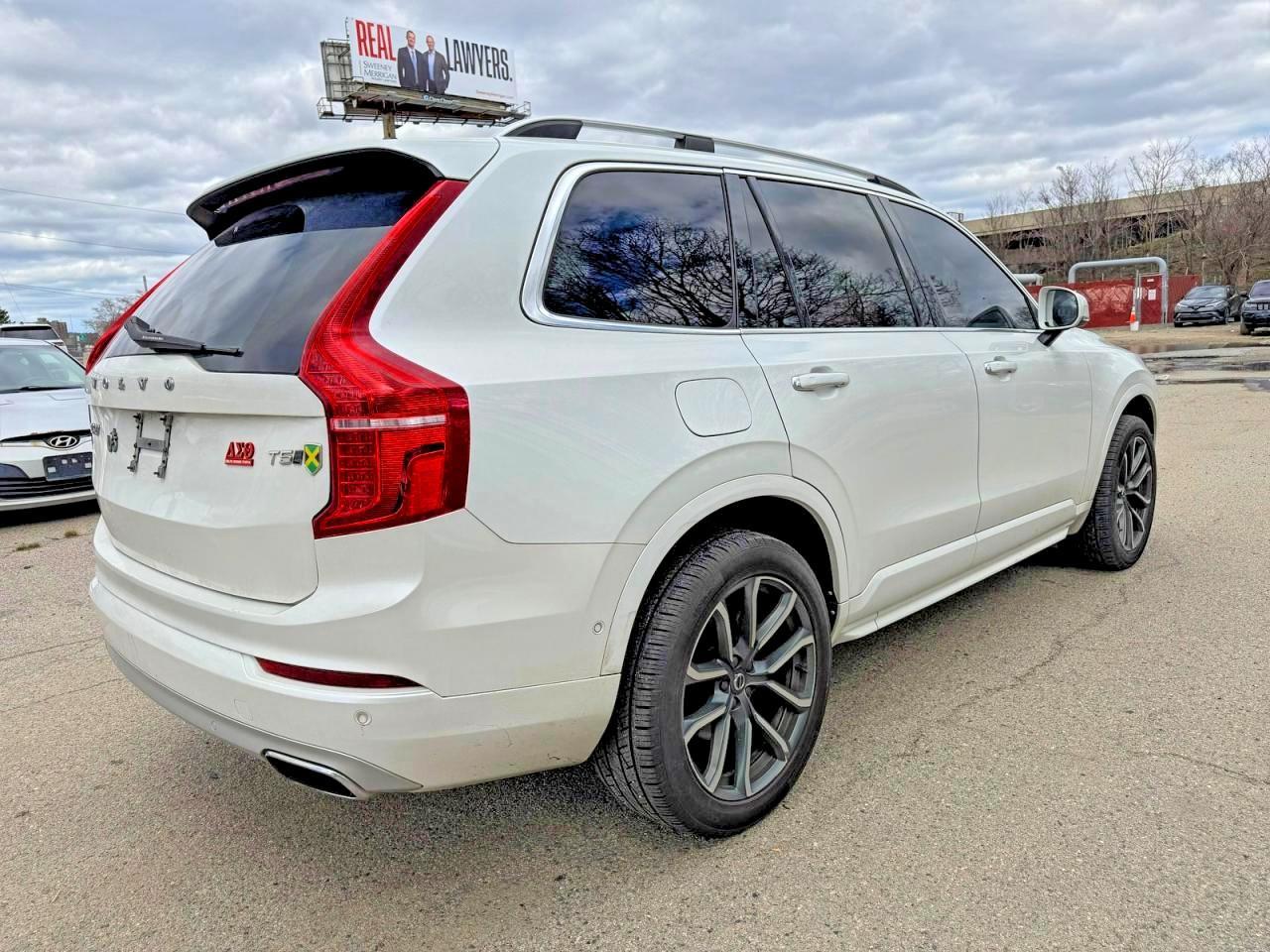 2016 VOLVO XC90