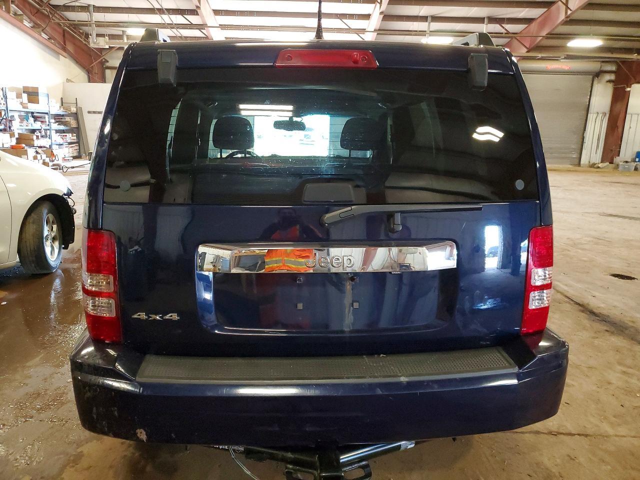 2012 JEEP Liberty
