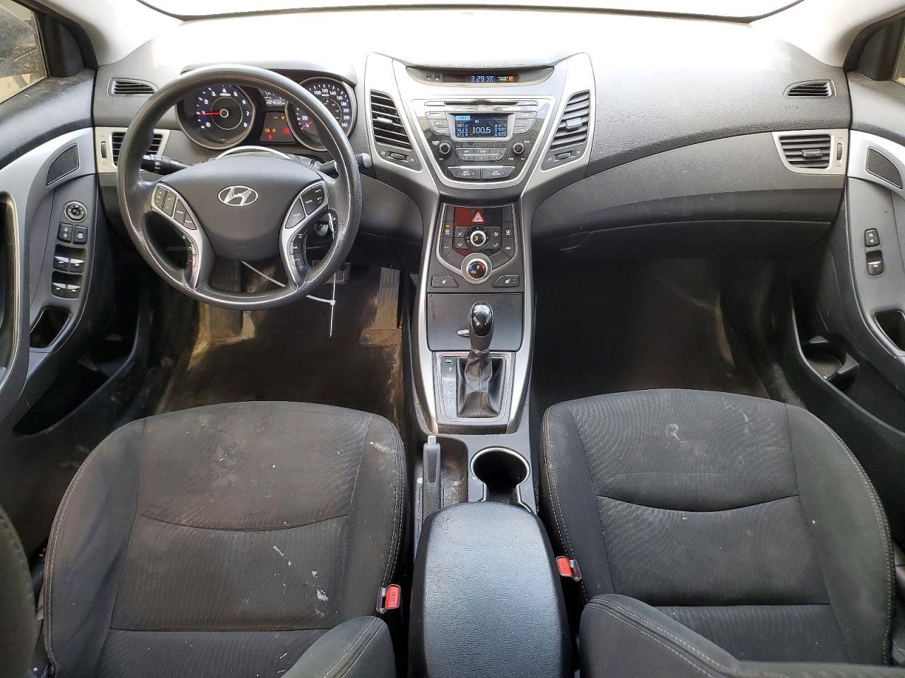 2016 HYUNDAI ELANTRA