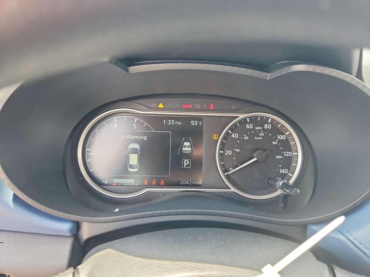 2025 NISSAN VERSA