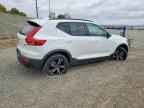 2024 VOLVO XC40