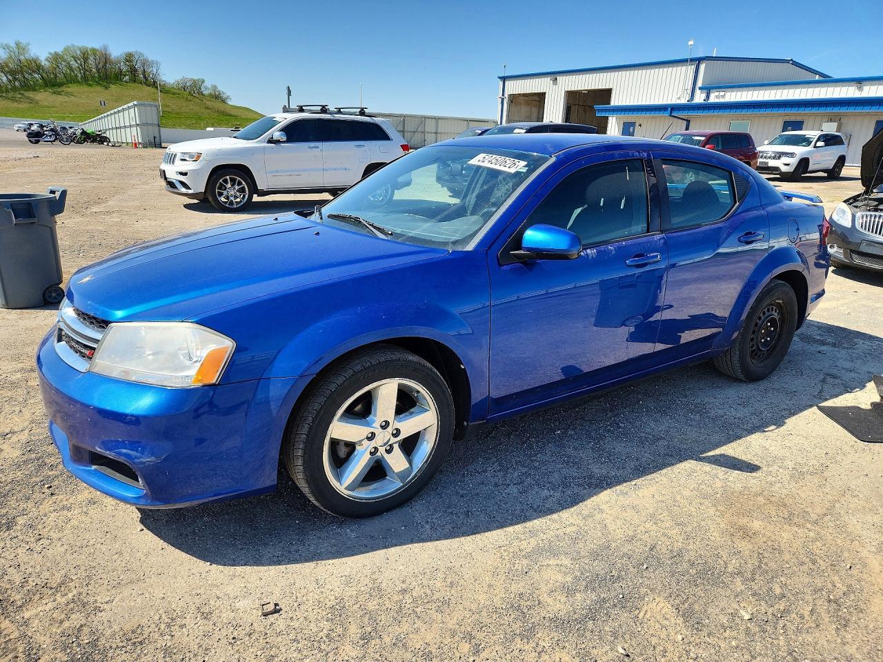 2013 DODGE Avenger