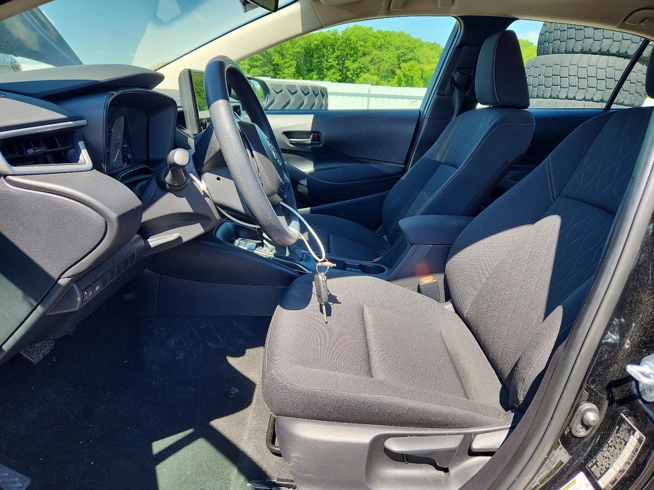 2025 TOYOTA COROLLA