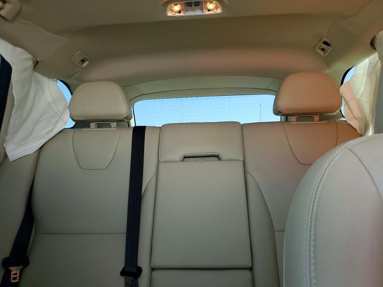 2015 VOLVO XC60