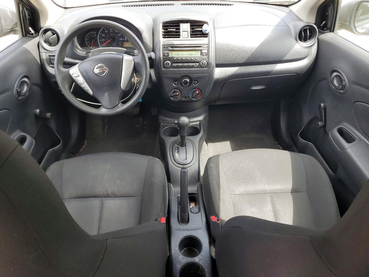 2016 NISSAN VERSA