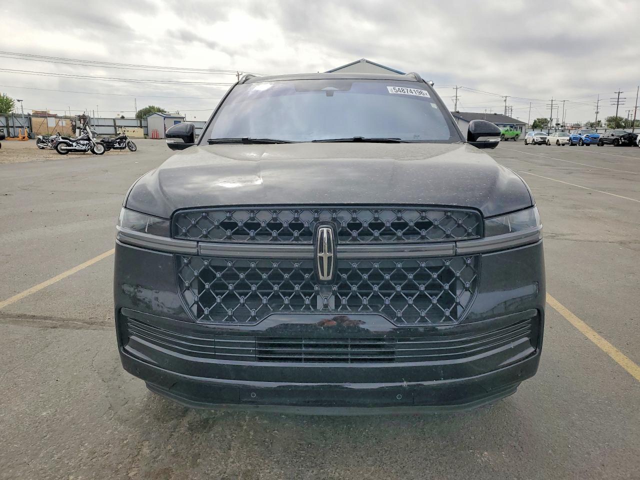 2025 LINCOLN Navigator