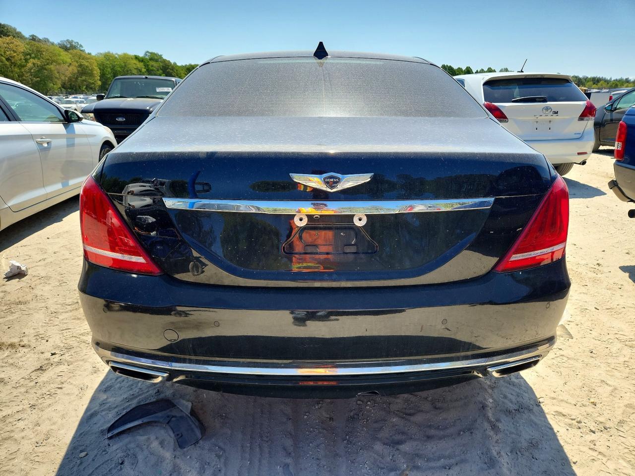 2018 GENESIS G90