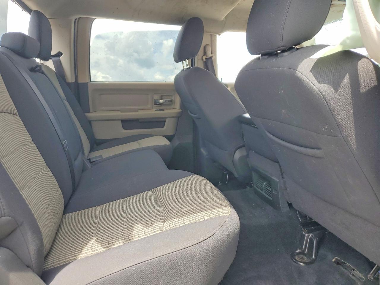 2011 DODGE Ram 2500
